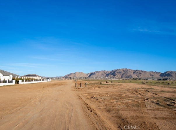 0 ,, Apple Valley, CA 92307