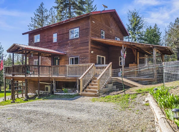 516 Lightning Creek Rd, Clark Fork, ID 83811