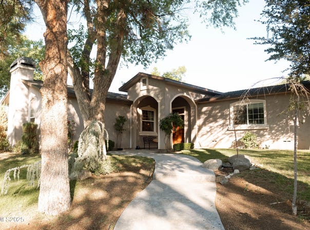 2003 Country Circle, Sparks, NV 89434
