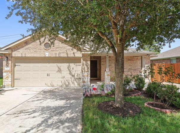 1970 Intrepid DR, Buda, TX 78610