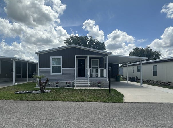 11  Violet Dr, Eustis, FL 32726