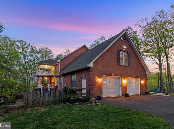 520 CLAGETT STREET SW, LEESBURG, VA 20175