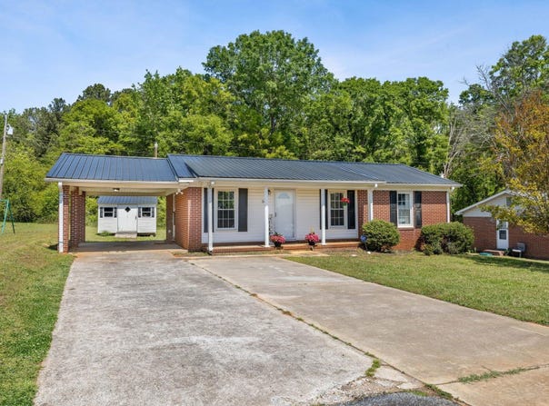 309 E Hampton Avenue, Honea Path, SC 29654