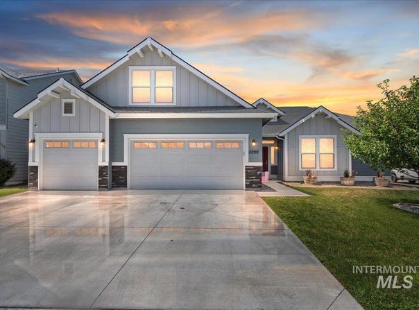 5299 N Zamora Way, Meridian, ID 83646