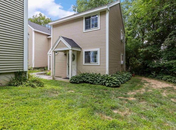 98 Henry Law Avenue, Dover, NH 03820