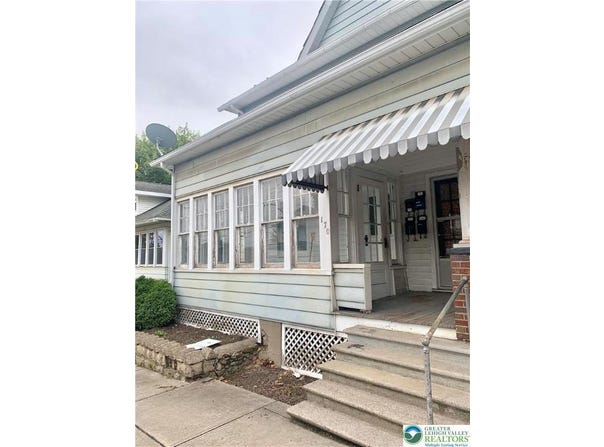 170 N Broadway unit: B, Wind Gap Boro, PA 18091