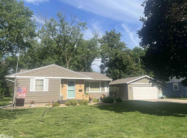 811 10th St. N, Humboldt, IA 50548