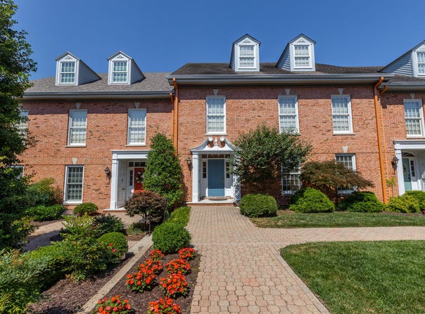 17b Charleston Greene, Danville, KY 40422