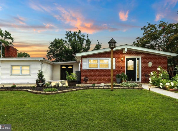 321 GLOUCESTER DRIVE, GLEN BURNIE, MD 21061
