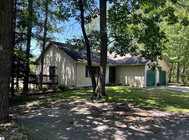 3439 Holiday Road, Traverse City, MI 49686