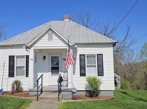 108 Lincoln Avenue, Brooksville, KY 41004