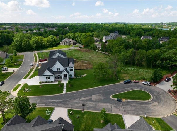 Quebec Place S, Savage, MN 55378
