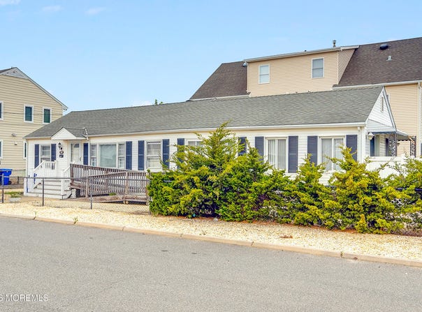 202 5th Avenue, Ortley Beach, NJ 08751