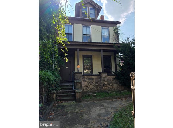 233 S CLINTON AVENUE, TRENTON, NJ 08609