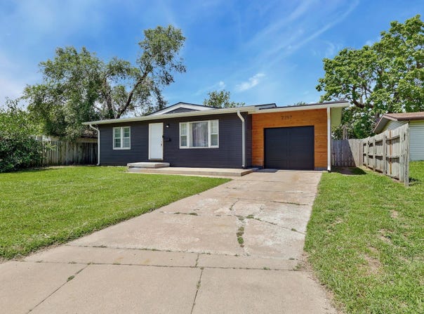 2357 S Osage St, Wichita, KS 67213