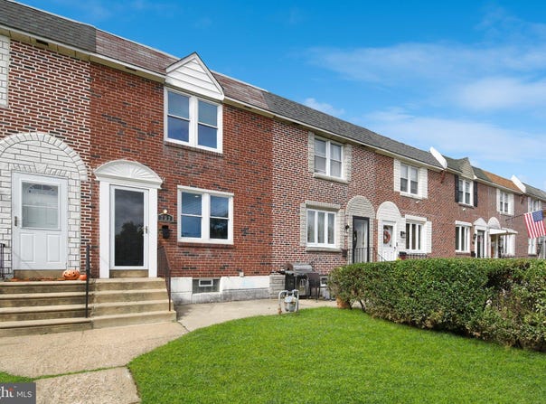 732 CRESCENT Drive, GLENOLDEN, PA 19036