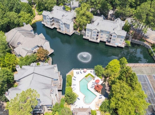 610 Mill Pond, Smyrna, GA 30082