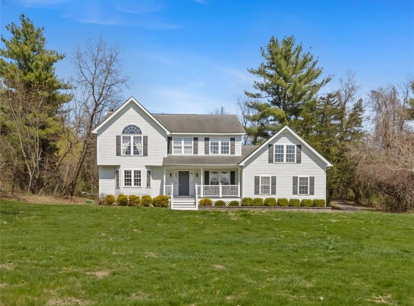 15 Harrigan Road, Hopewell Junction, NY 12533