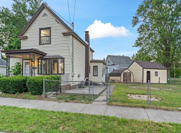 145 Marx St, Schenectady, NY 12304