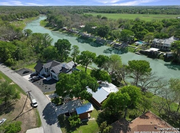 200 turtle, Seguin, TX 78155