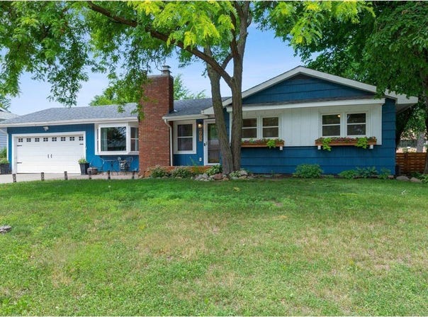 771 Creek Avenue, Mendota Heights, MN 55120