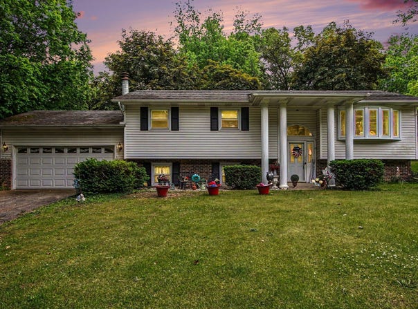 5606 W 300 N, La Porte, IN 46350