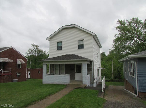 140 Rosslyn Boulevard, Steubenville, OH 43952