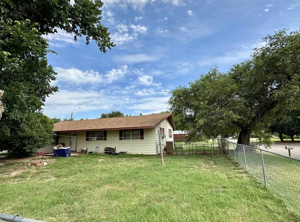 602 Jefferson, Woodward, OK 73801
