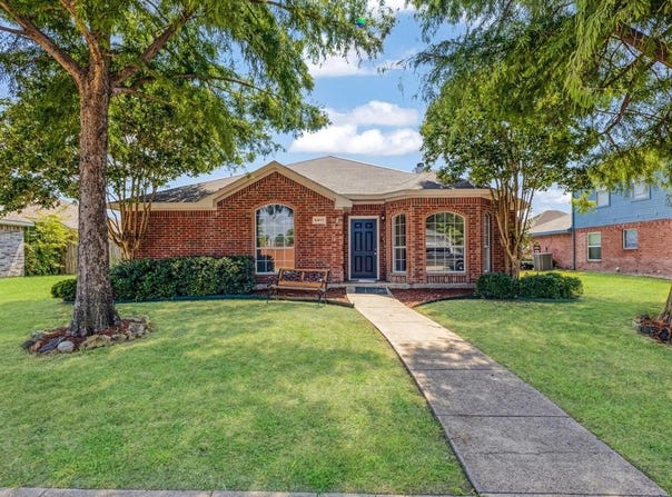6917 Fairfield Drive, Rowlett, TX 75089