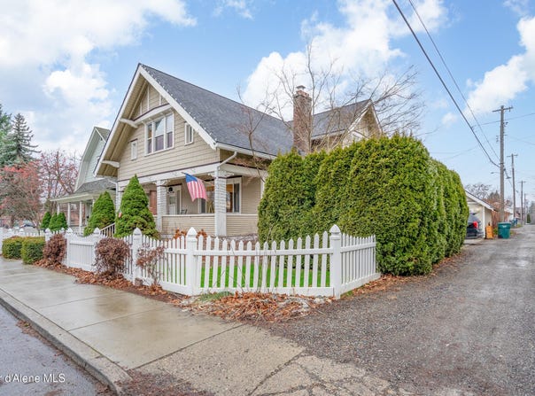 607 N 7th St, Coeur d'Alene, ID 83814