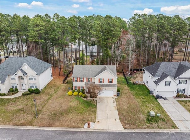 409 Southampton Court, Smithfield, VA 23430