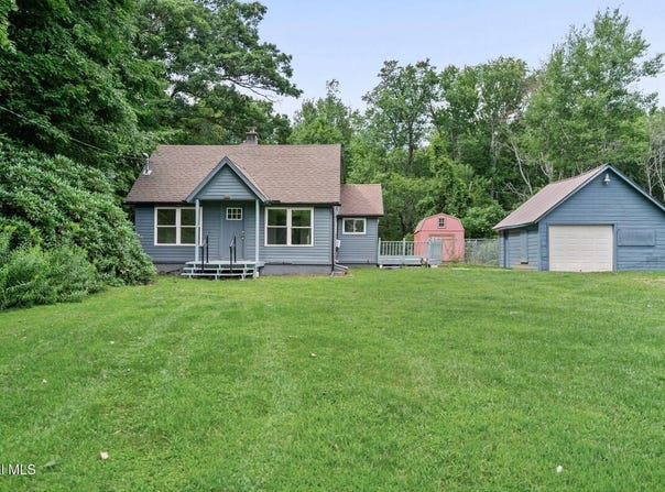2105 County Highway 107, Broadalbin, NY 12010