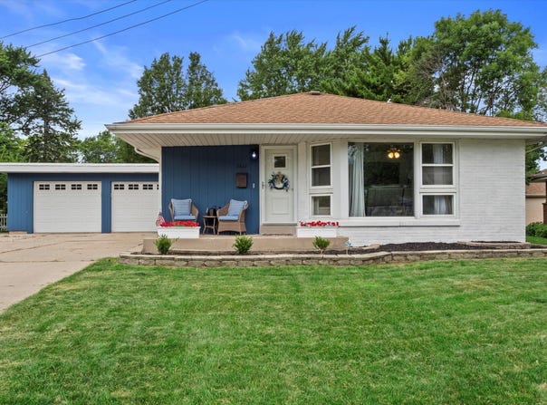 3611 S 71st St, Milwaukee, WI 53220