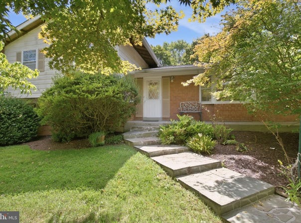 11902 ENID Drive, ROCKVILLE, MD 20854