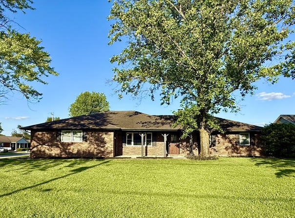 1328 N 300 E, Anderson, IN 46012