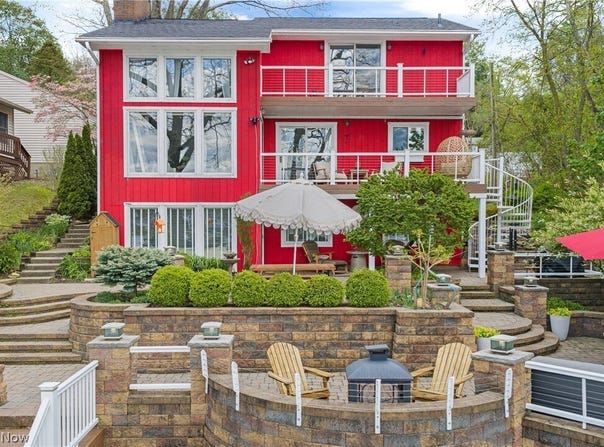 405 SNOW AVENUE, COVENTRY, OH 44319
