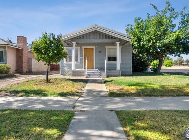 104 Ea H St, Brawley, CA 92227