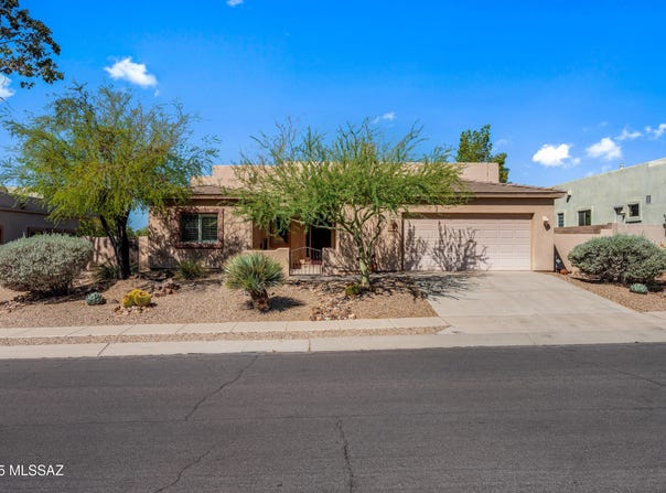 13225 N Booming Drive, Oro Valley, AZ 85755