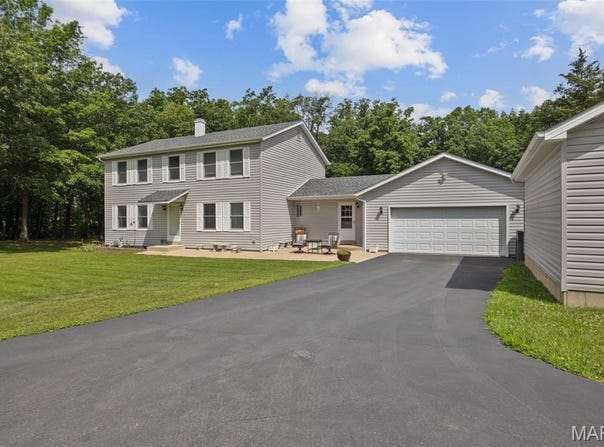 6235 Meadowlark Lane, Troy, MO 63379
