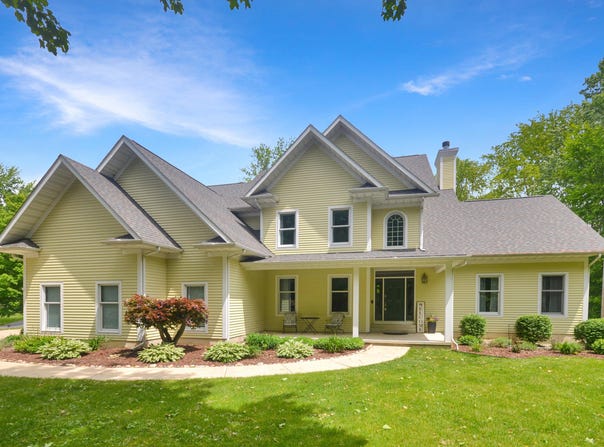 5371 S 4th Street, Kalamazoo, MI 49009