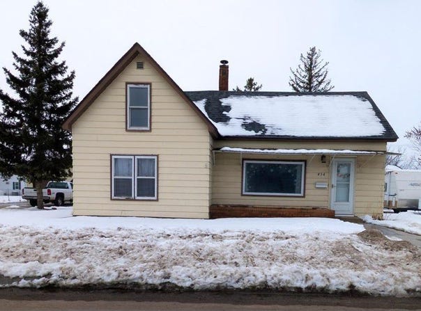 434 E Main Street, Perham, MN 56573