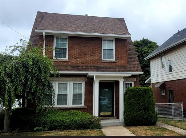 1014 W 25TH Street, Erie, PA 16502