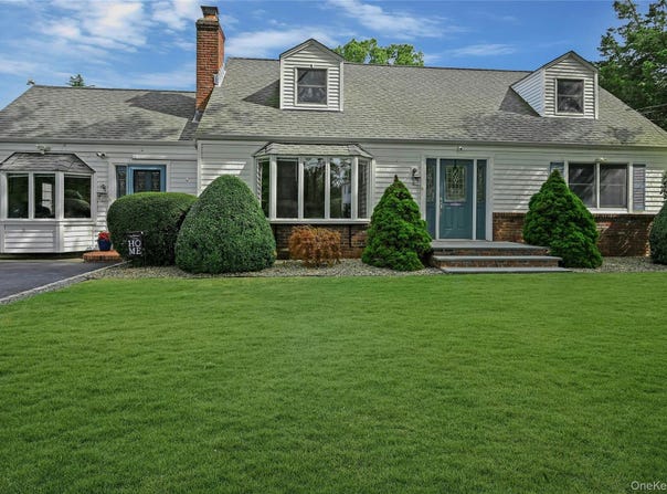 130 Tasker Lane, Greenport, NY 11944