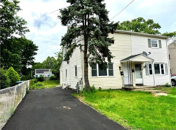 179 McGrath Court, Stratford, CT 06615