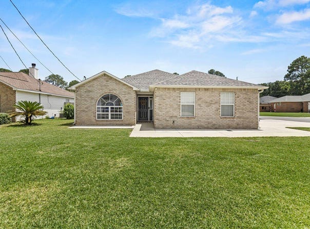 1791 Old Ranch Road, Fort Walton Beach, FL 32547