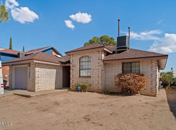 11984 Manuel Acosta Drive, El Paso, TX 79936