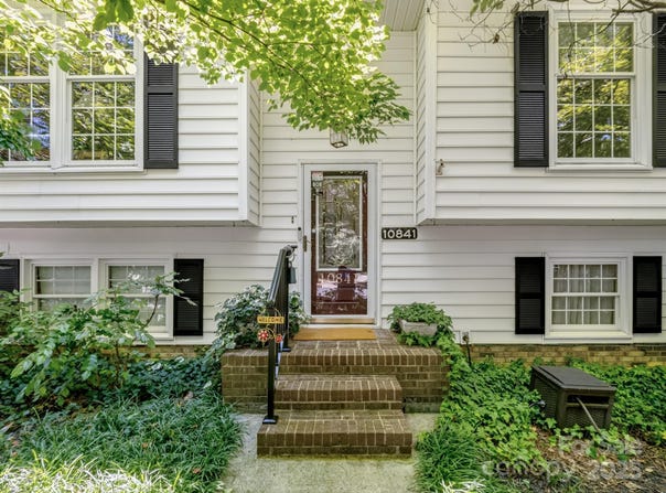 10841 Flat Iron Road, Charlotte, NC 28226