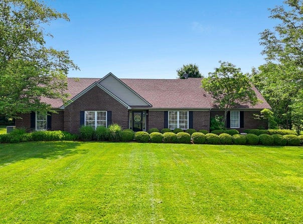 1087 Leesburg Road, Georgetown, KY 40324