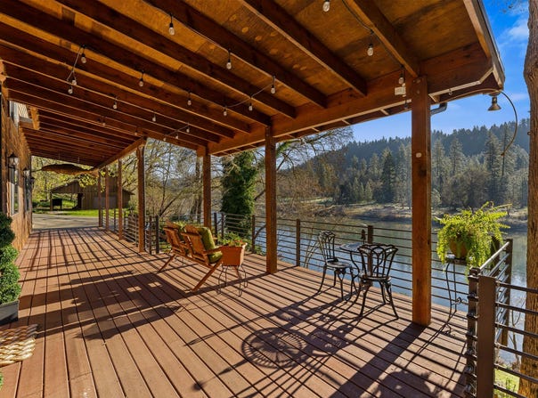 4941 Riverbanks Road, Grants Pass, OR 97527