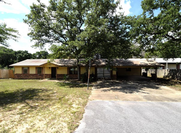 6047 Eden Square, Crestview, FL 32539